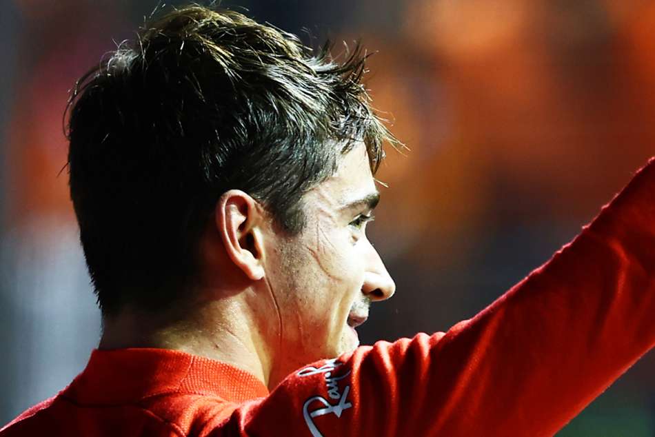 Leclerc Takes Pole In Singapore As Verstappen Struggles In Wet Conditions