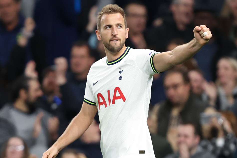 Rumour Has It Tottenham Eager Open Kane Contract Talks Bayern Target Holding Off