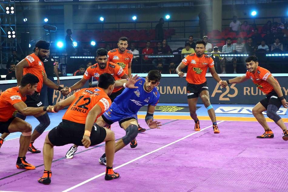 Pkl 9 Guman Surinder Lead U Mumba To A Thrilling One Point Victory Vs Haryana Steelers