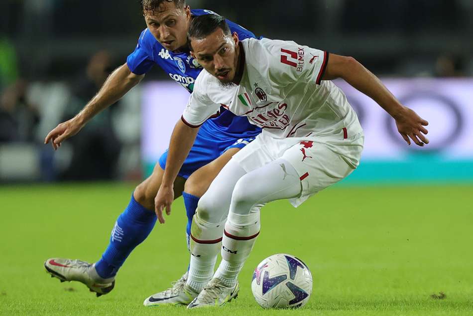 Rumour Has It Chelsea And Liverpool Monitor Milan Midfielder Ismael Bennacer