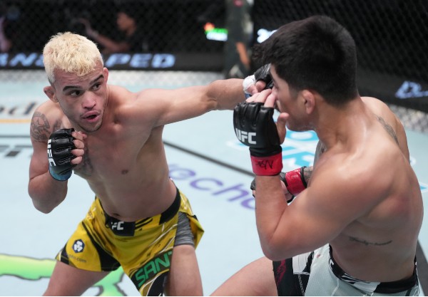 Preliminary Card Action: Five of six stoppages