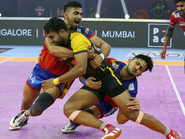 Pkl Up Yoddha Vs Telugu Titans Highlights Surender Gill S Super 10 Helps Up Thrash Titans