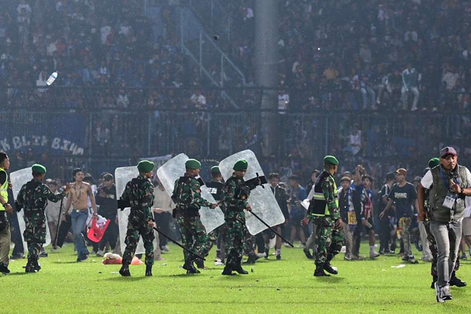 At Least 174 People Killed Stampede Violence Indonesian Liga Match