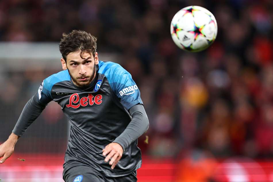 Rumour Has It Liverpool And Chelsea Target Kvicha Kvaratskhelia Expected To Cost 100million