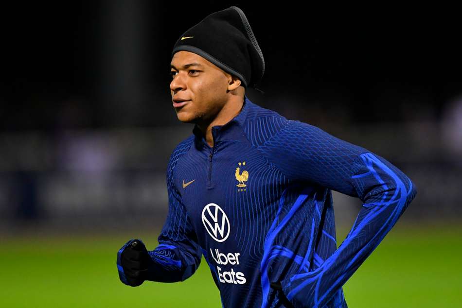 Rumour Has It Manchester United Plan Shock Swoop For Kylian Mbappe As Cristiano Ronaldo Replacement