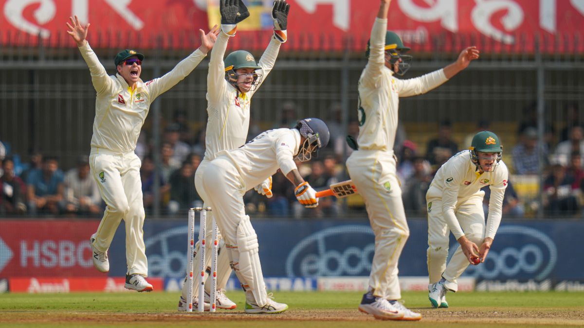 India vs Australia 3rd Test: Hosts suffer horrific collapse in morning session, top 5 back in dressing room - myKhel