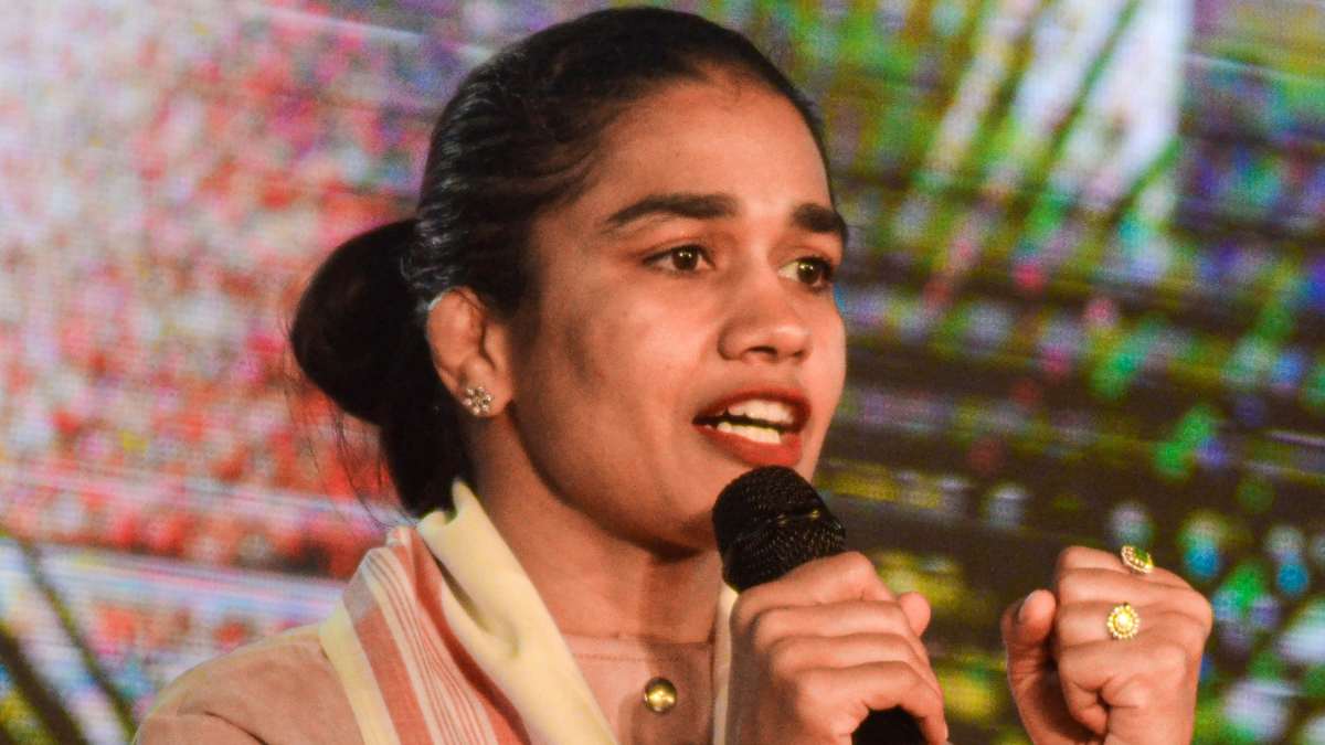 Wrestlers Protest Babita Alleges Oversight Panel Member Snatched Report From Her Ridiculous Says