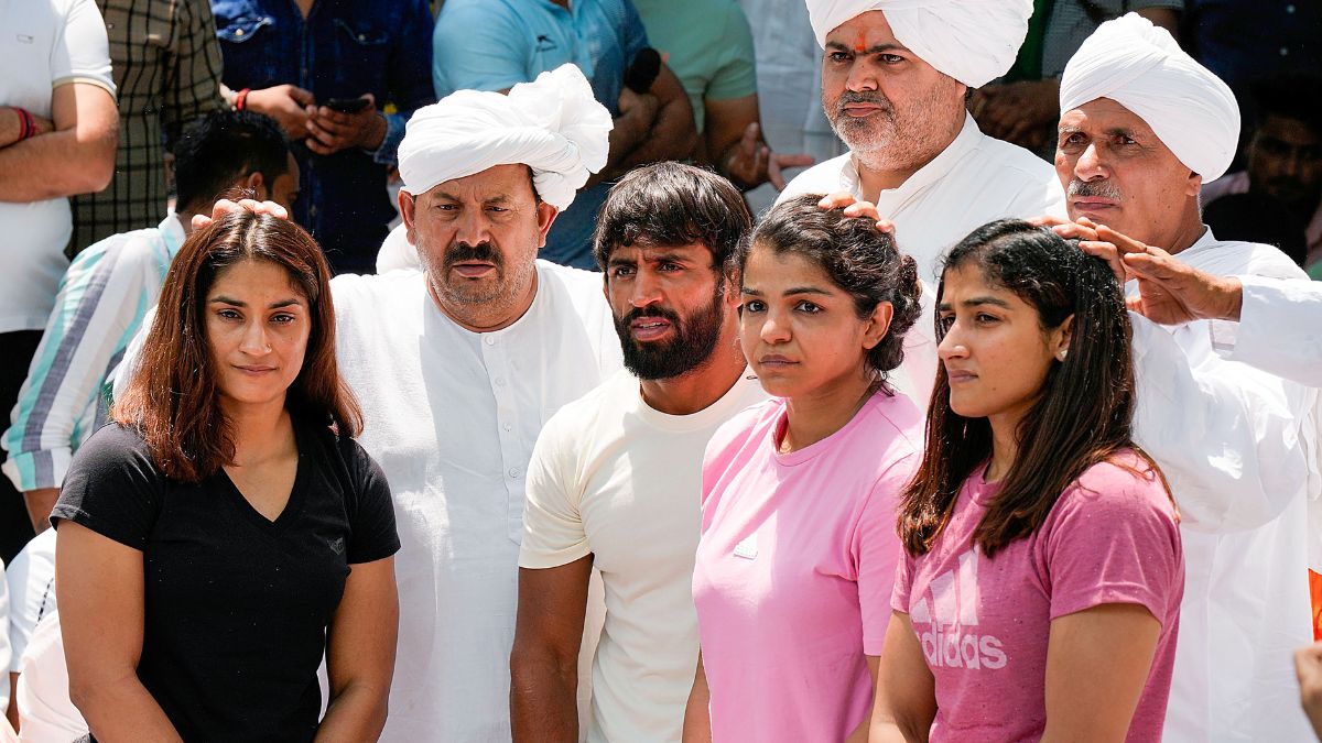 Wrestlers Protest Ioa President Pt Usha Comes Down Heavily Upon Grapplers