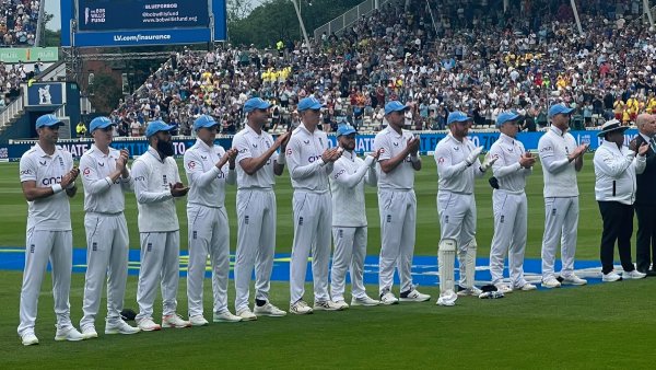 bob-willis-blue-cap-edgbaston-eng-vs-aus-ashes-2023