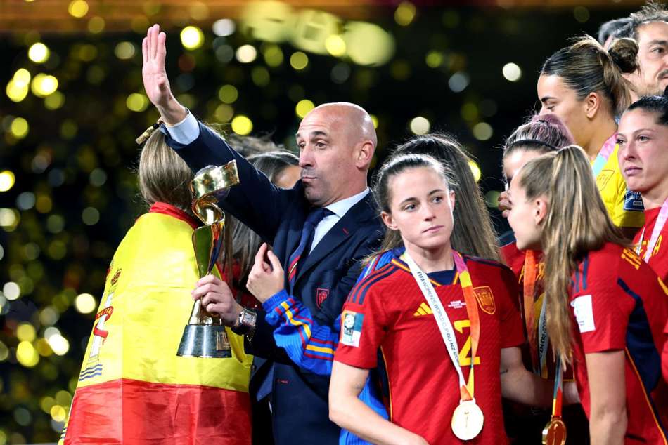 Spains World Champions Refuse To Play While Luis Rubiales Is Rfef President