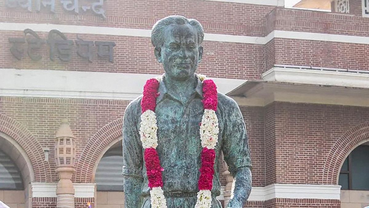 Life And Career Of Indian Hockey Wizard Major Dhyan Chand Gen