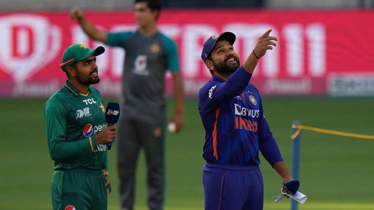 world-cup-2023-javed-miandad-predicts-pakistan-to-face-hostility-from