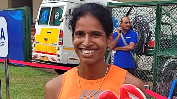 Asian Games 2023: Vithya Ramraj contemplated quitting sport to support  family, wins bronze medal in 400m hurdles - myKhel