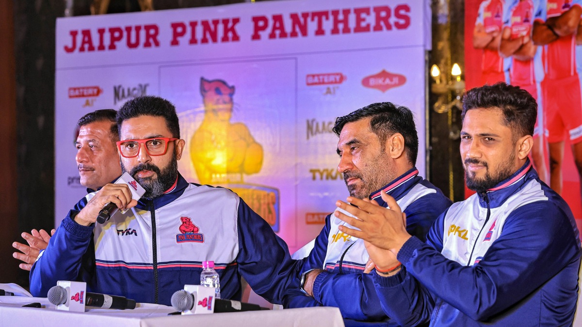 Pkl Season 10 Milestone Abhishek Bachchan Celebrates Kabaddis 1000th Match