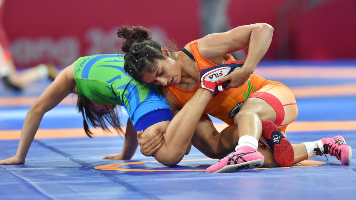 Explained Why is Vinesh Phogat Playing in NonOlympic Category Before the Paris Olympics? myKhel