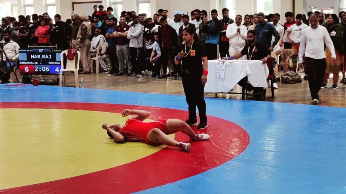 Wrestling Trials For Olympic Qualifiers Sonam Malik Injured During Her Opening Bout