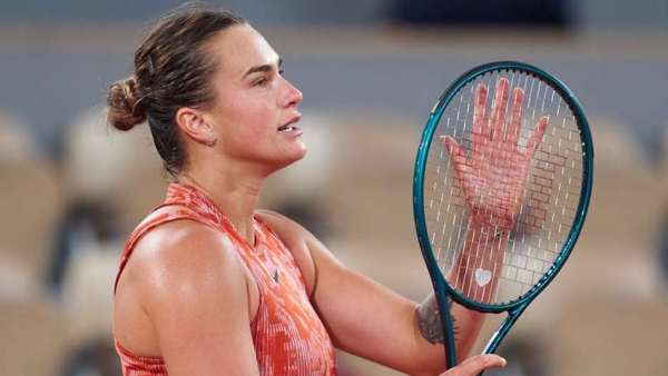 Sabalenka Sweeps Into Third Round At French Open