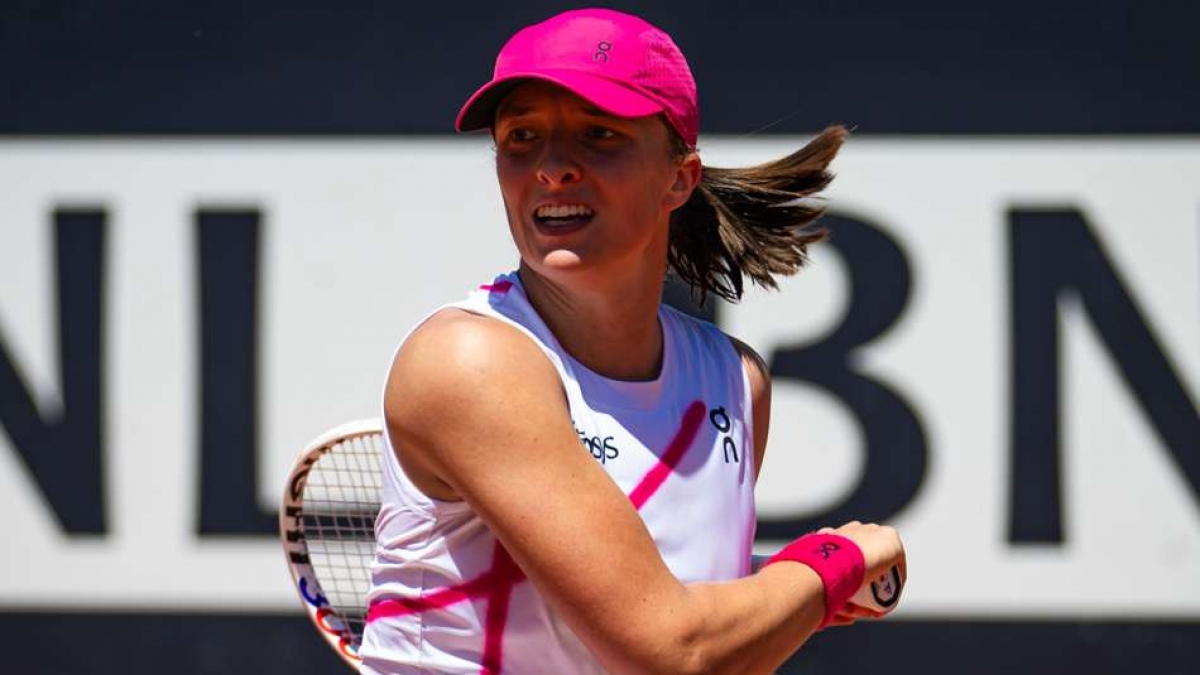 Iga Swiatek Soars Past Keys To Seal Italian Open Semi Final Spot