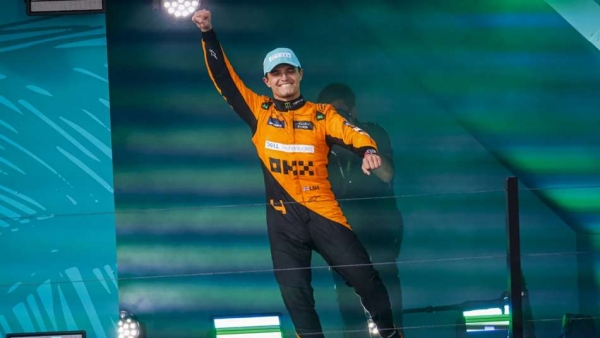 Lewis Hamilton Delighted For Mclaren Lando Norris Wins Miami Grand Prix