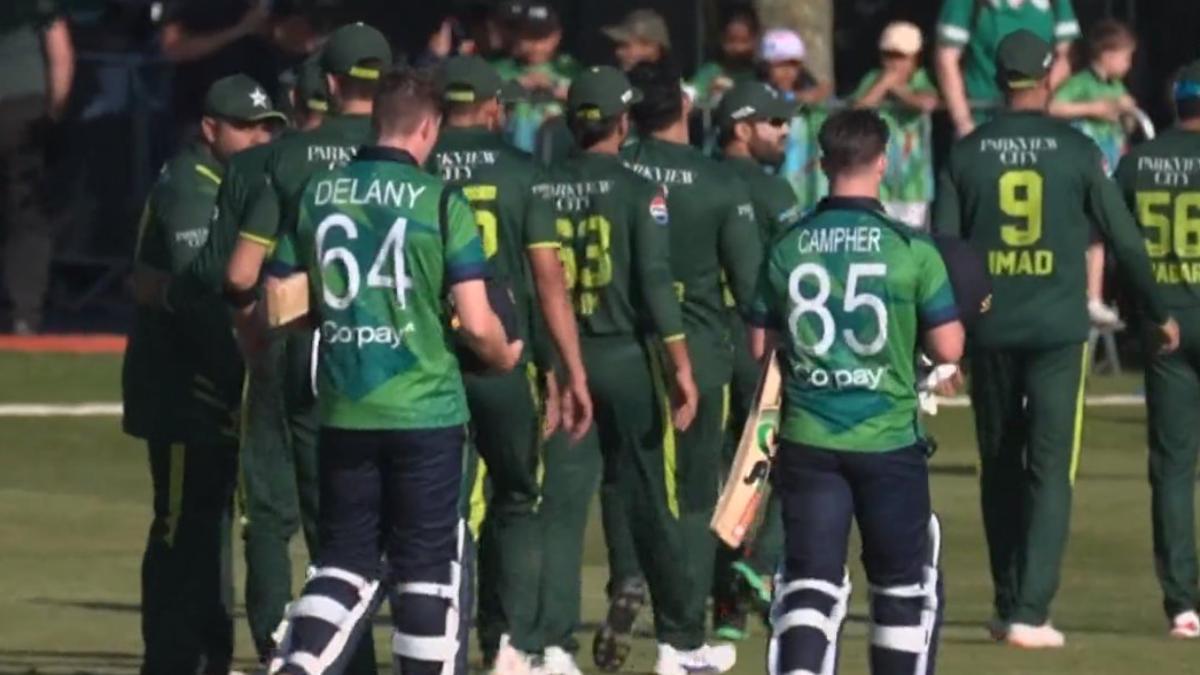 'Training army ki outcome gully cricket ka': Top memes as Pakistan lose to Ireland by 5 wickets
