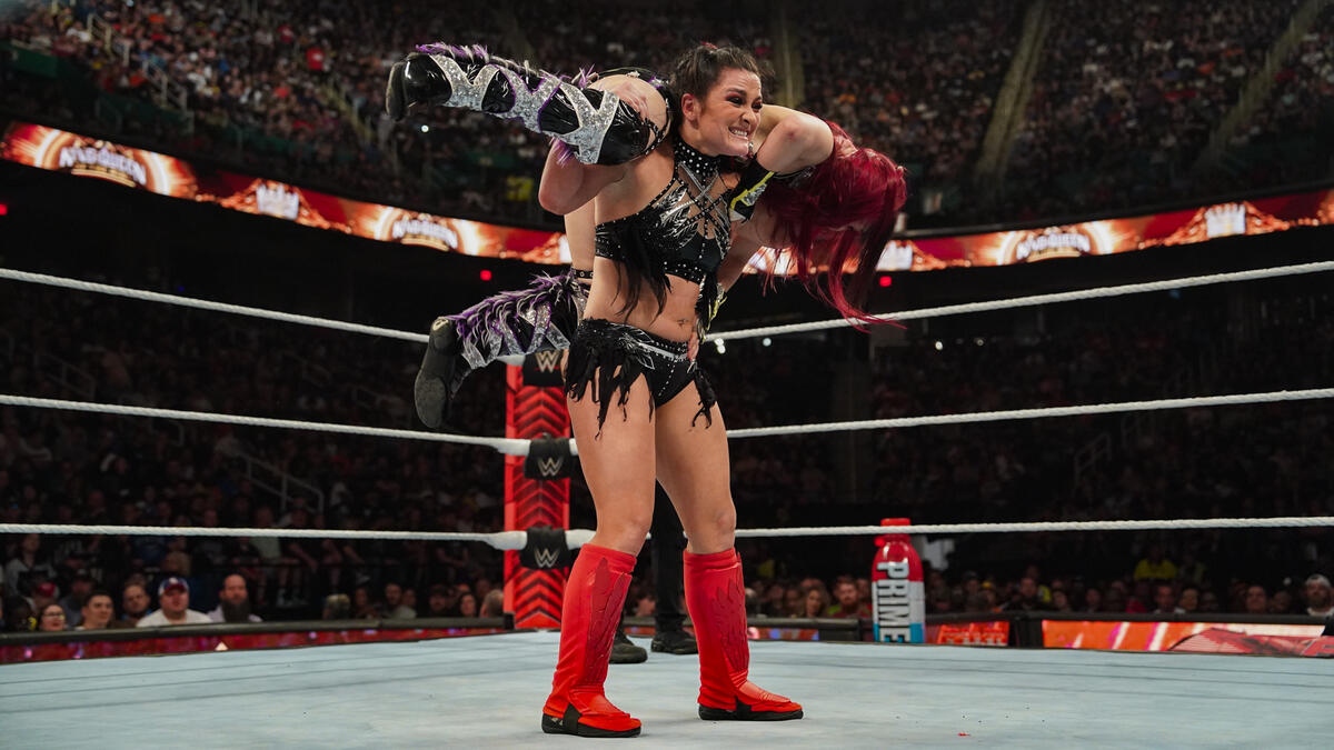 Wwe King And Queen Of The Ring 2024 Gunther And Lyra Valkyria Advance To Finale