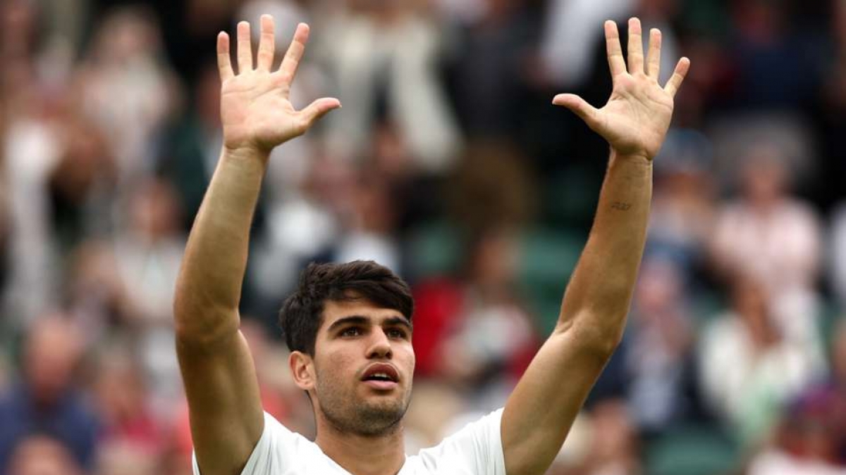 Wimbledon Carlos Alcaraz Storms Into Third Round With Straight Sets Win