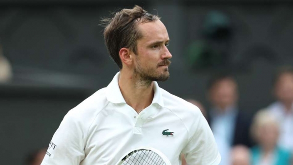 Wimbledon Top Seed Jannik Sinner Crashes Out Daniil Medvedev Prevails