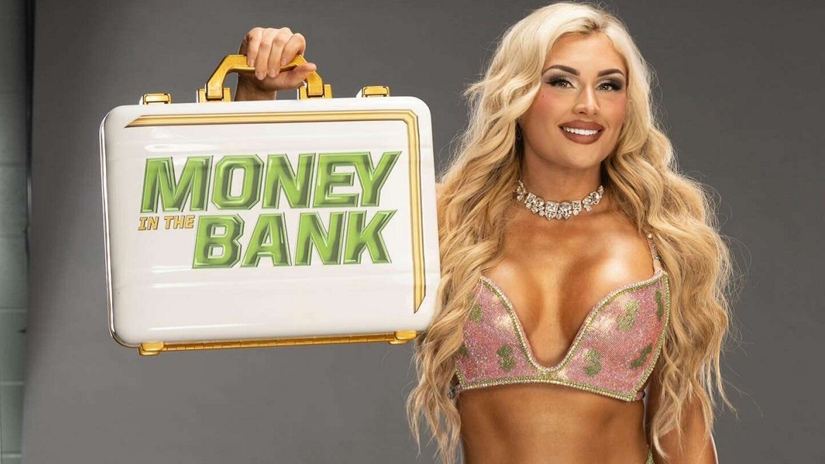 Wwe Smackdown Money In The Bank Briefcase And Undisputed Champion Destroyed