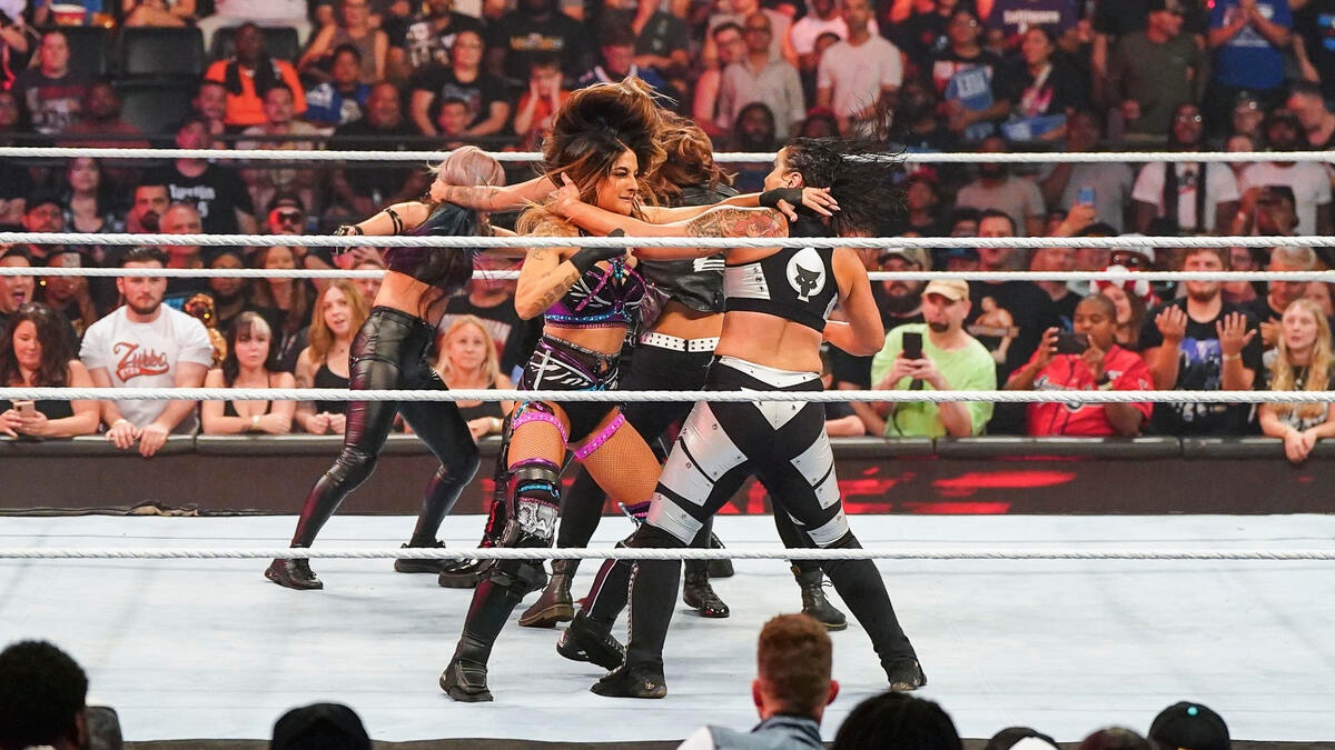 Wwe Raw 2 Out Of 3 Falls Title And Contenders Match Set For August 12 Episode