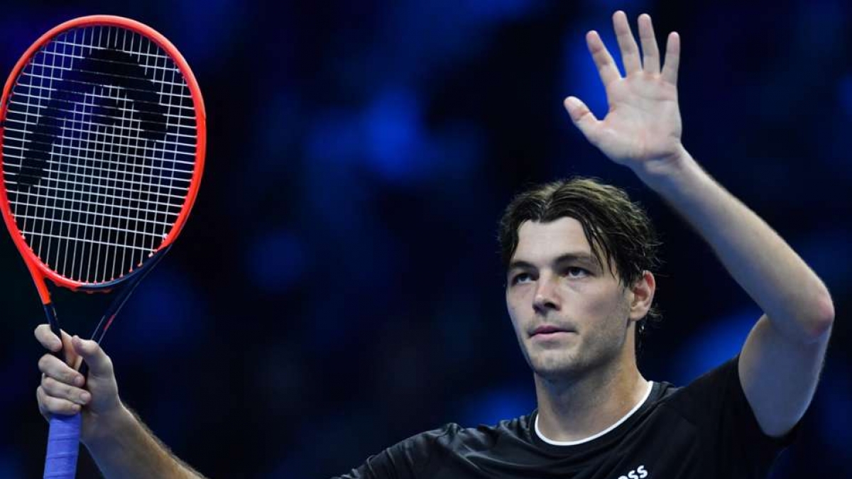 Big Serving Taylor Fritz Overpowers Daniil Medvedev Atp Finals