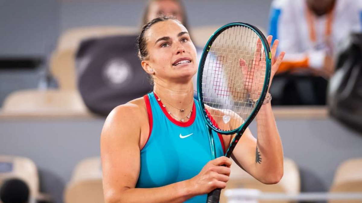 French Open Sabalenka Storms Into Second Round