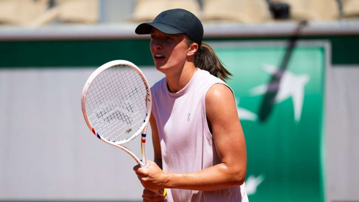 Iga Swiatek Dealt Tough French Open Draw Ahead Of Title Defence