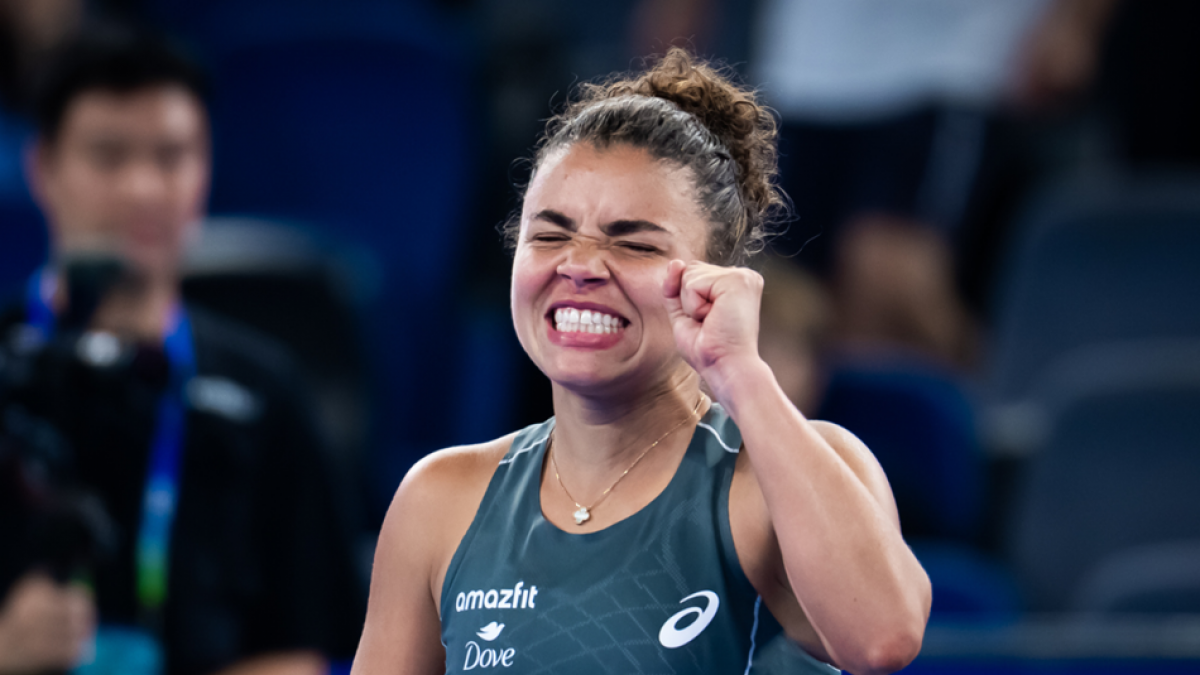 Jasmine Paolini And Elena Rybakina Start Wuhan Open Campaigns With Contrasting Wins.html