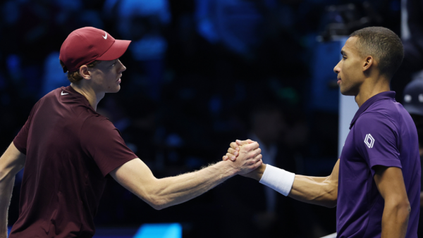 Atp Finals Jannik Sinner Overcomes Injured Felix Auger Aliassime In Turin Opener