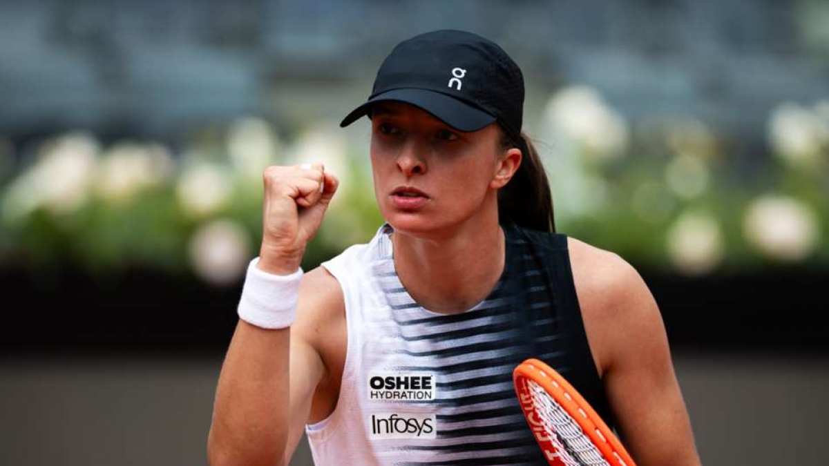 Iga Swiatek Outlasts Caty Mcnally On Return To Action Italian Open