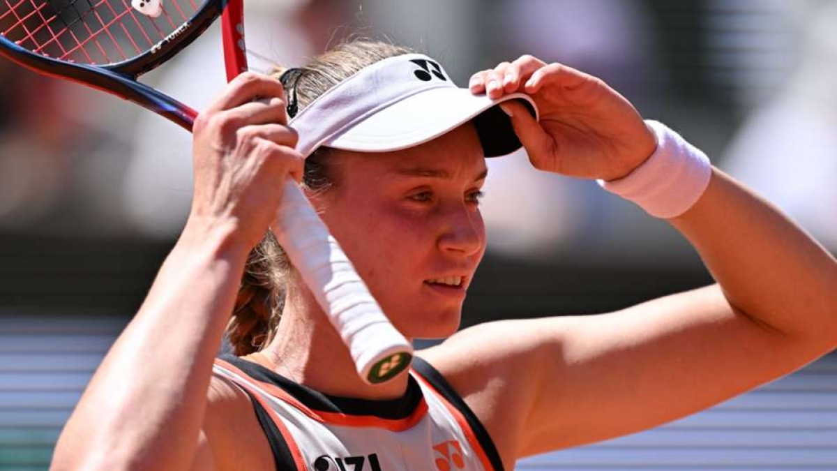 French Open Elena Rybakina Sends Out Statement With Dominant First Round Win