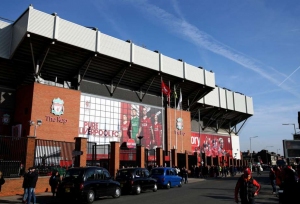 Liverpool apologise for bus damage