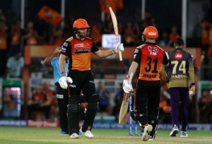 Warner, Bairstow dominate again
