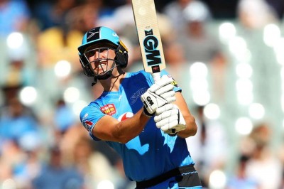 Big Bash League Siddle Shines After Wells And Short Stand As Strikers Sink Renegades Mykhel Big Bash League Siddle Shines After Wells And Short Stand As Strikers Sink Renegades Mykhel