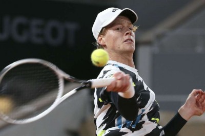 Sinner Eases Past Duckworth Millman Earns Zverev Clash Mykhel