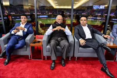 IPL 2022: BCCI to announce 2 new teams on Monday; potential owners, including Manchester United bosses, reach Duabi - myKhel