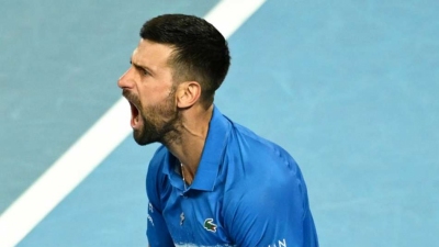 Djokovic downs Machac