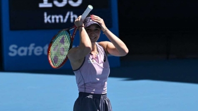 Rybakina marches on, Lys makes Australian Open history