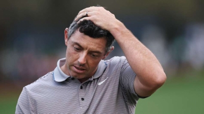 McIlroy to get elbow treatment