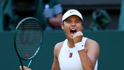 Wimbledon: Raducanu eases through
