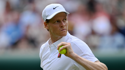 Sinner into Wimbledon semis