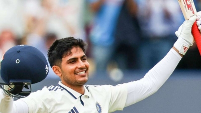 Gill pushes India towards victory