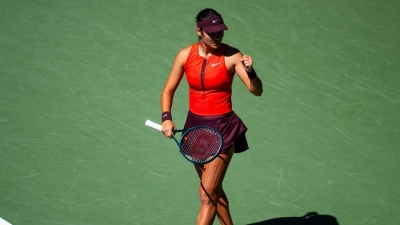 Raducanu into US Open third round