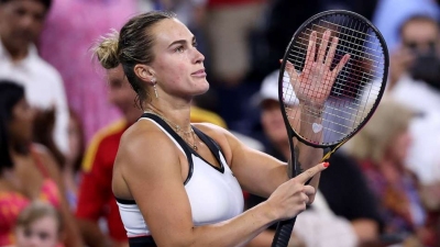 Sabalenka into US Open last eight