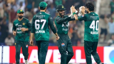 Pakistan revive Asia Cup campaign